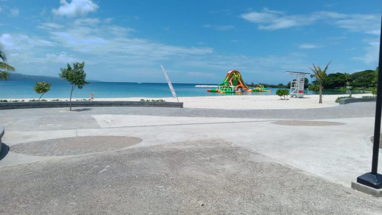 Chaudhry Holiday House Montego Bay Exteriér fotografie